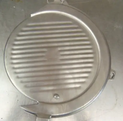 Slicer with a knife cover.