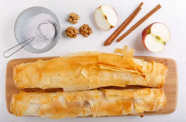 Apple Rolls With Chicken And Cheddar Apple Rolls With Chicken And Cheddar