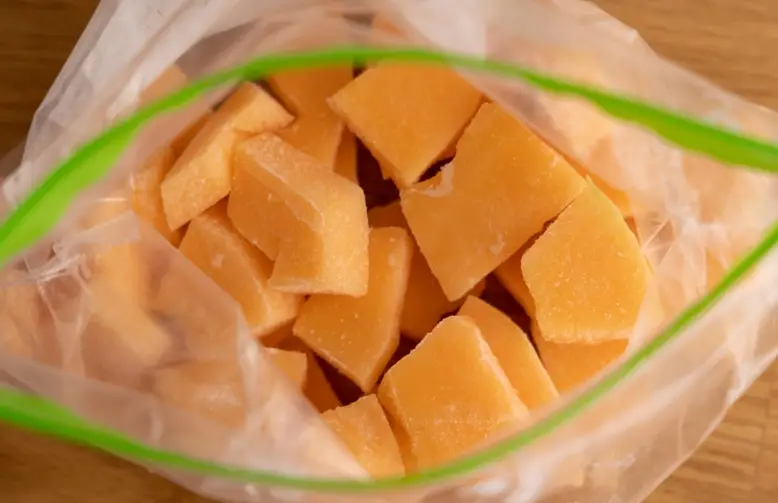 Freeze cantaloupe Store Cut Cantaloupe