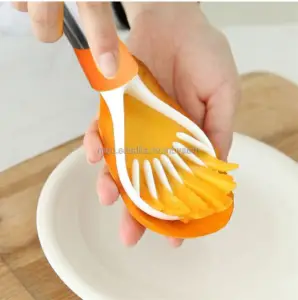 Avocado slicer work with mango