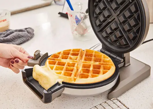 Baking waffles with perfection