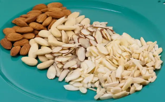 How To Slice Almonds