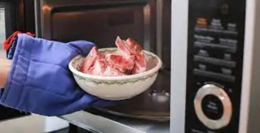 Defrosting Food In A Microwave Microwave thawing method