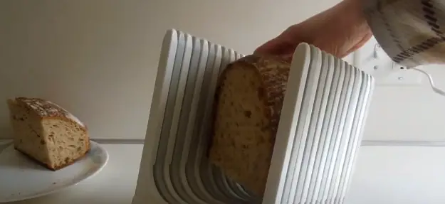 Place loaf of bread Positioning the Loaf