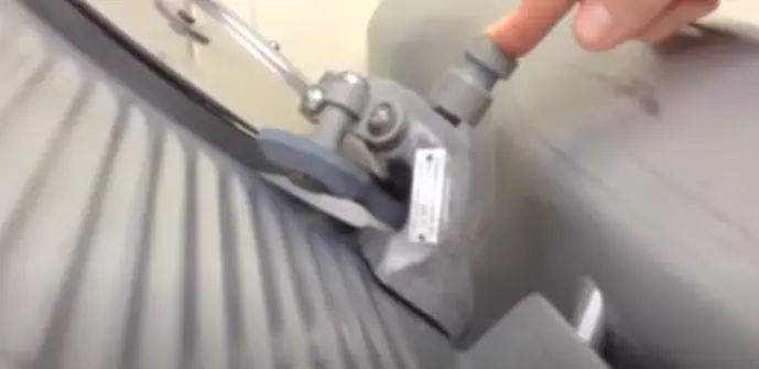 Push The Sharpening Lever Push the sharpening lever fully forward