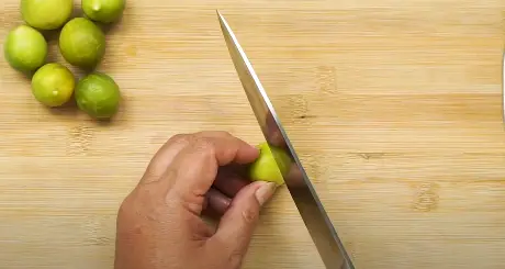Slice the limes into small pieces
