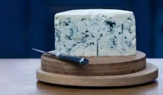 Blue cheese Description, Varieties, & Characteristics Blue Cheese