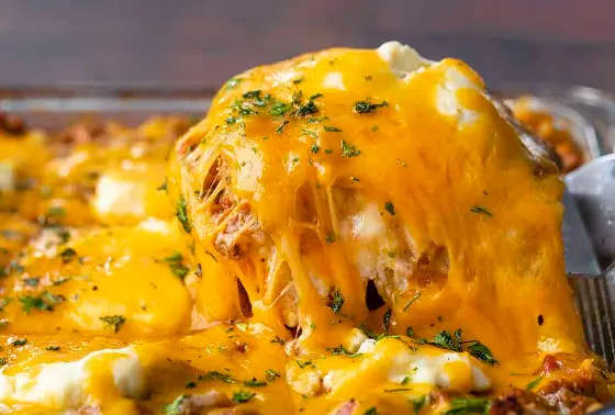 Can i use cheddar cheese in lasagna