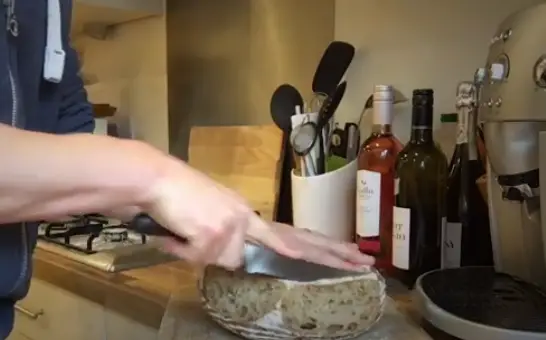 Use knife for cutting Cut at a slight angle