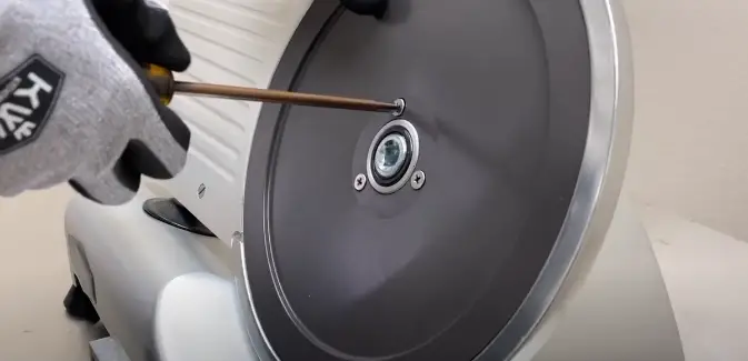 unscrew blade for cleaninng The blade is your next target