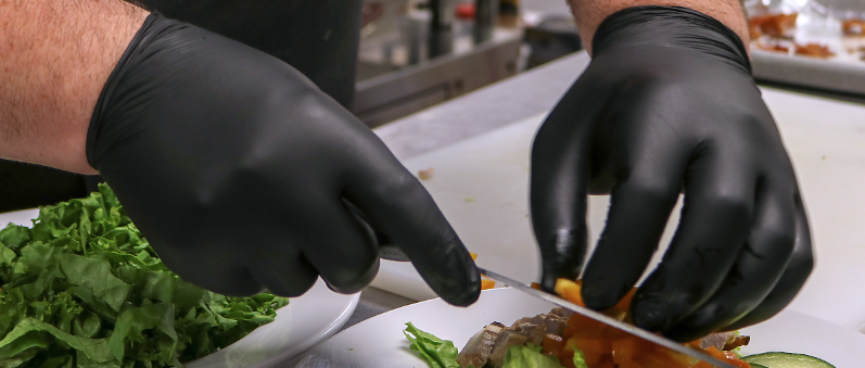 What are the thick black gloves that chef wears