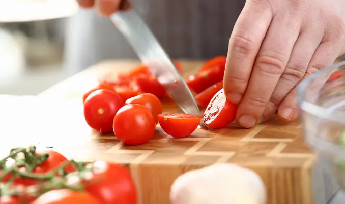 What type of knife should i use to slice cherry tomatoes